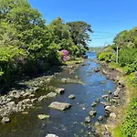 River Cottage, 克利夫登