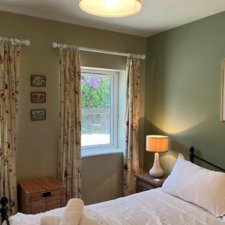 Feriehus River Cottage, Clifden